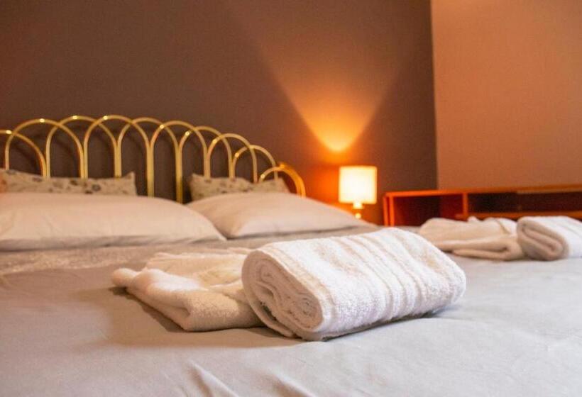 La Casa Del Teatro Hostel