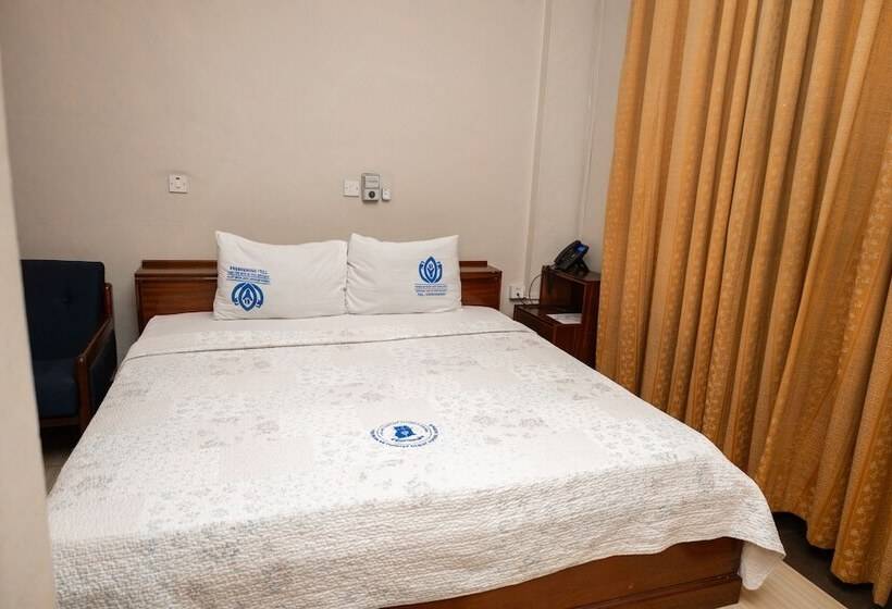 Hotel Freeman Methodist Guest House