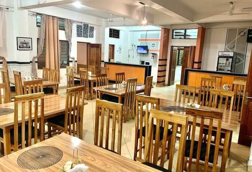 Hotel Freeman Methodist Guest House