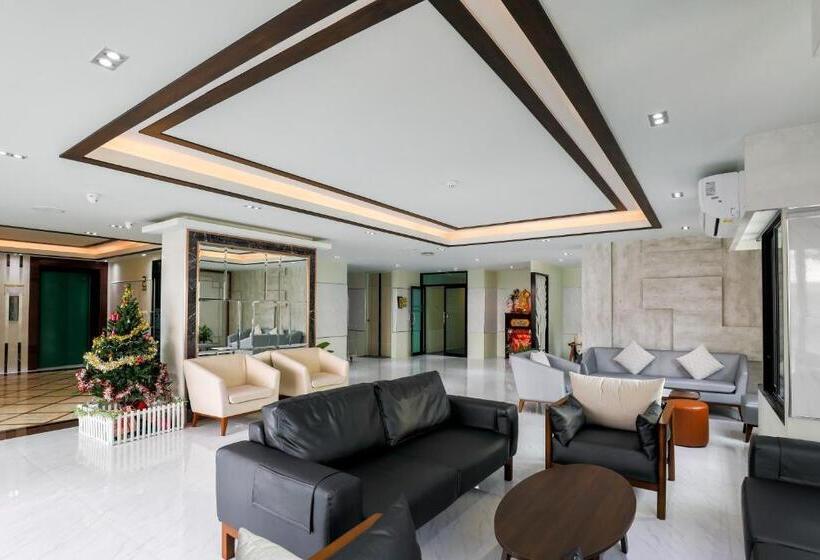 Hotel Grandpink Park