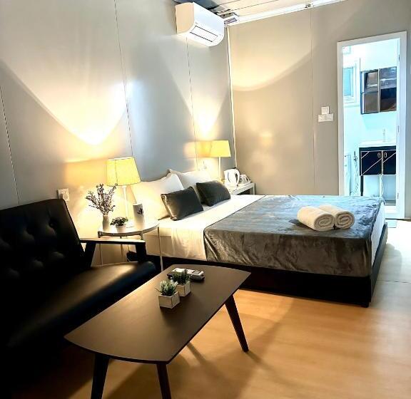 Hotel H&t Pj Gasing   Cabin Studio   Netflix & Free Parking