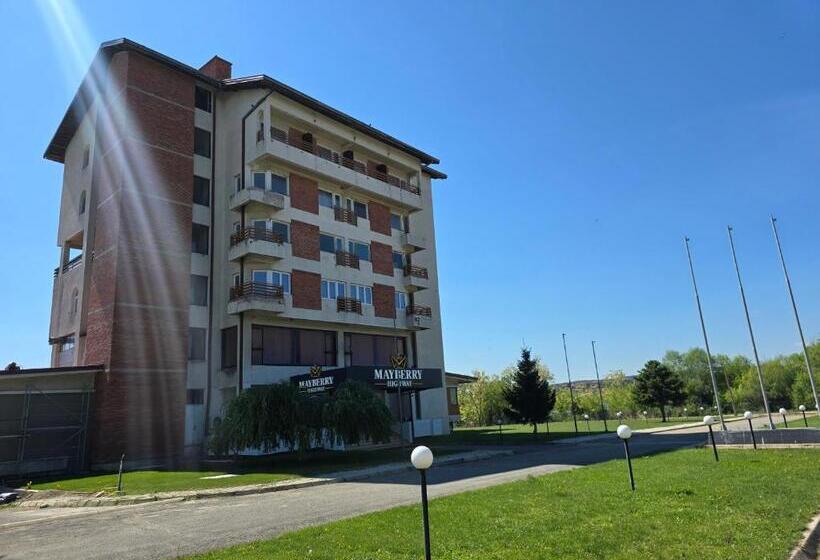 هتل Mayberry Highway Apartmani Medijapark