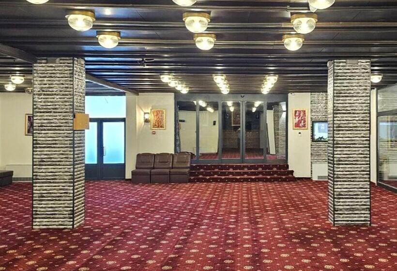 هتل Mayberry Highway Apartmani Medijapark