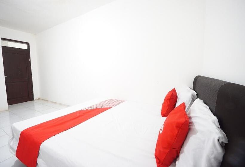 בית מלון כפרי Homestay & Cafe Blessings Near Station Center Town Redpartner