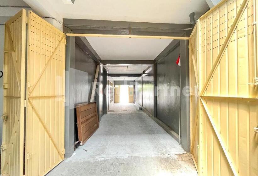 בית מלון כפרי Homestay & Cafe Blessings Near Station Center Town Redpartner