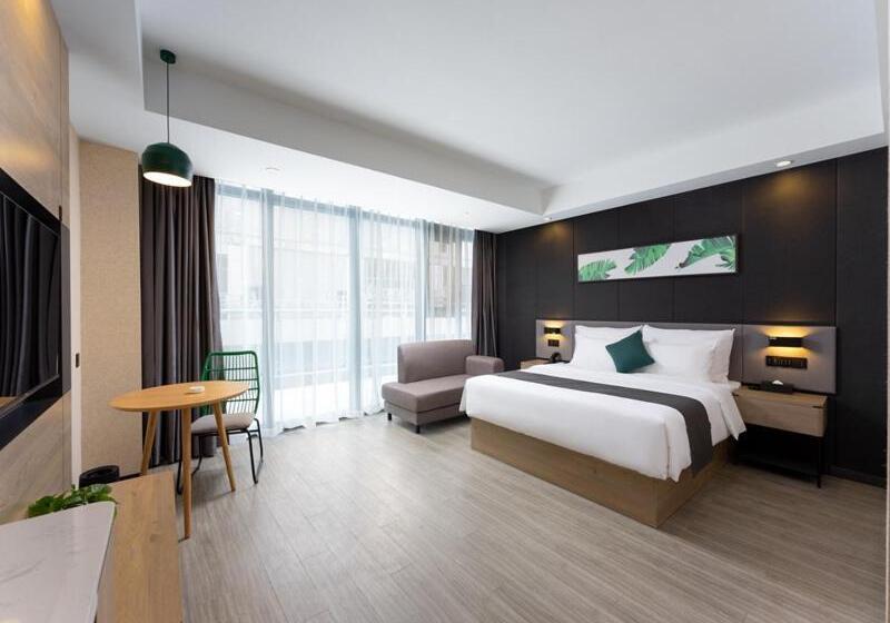 Hotel Thank Inn Chain Hami Queen Sky Street