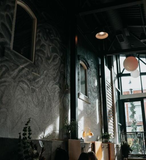 בית מלון כפרי The Grove