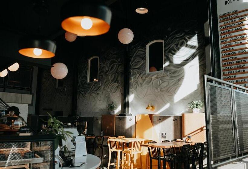 בית מלון כפרי The Grove