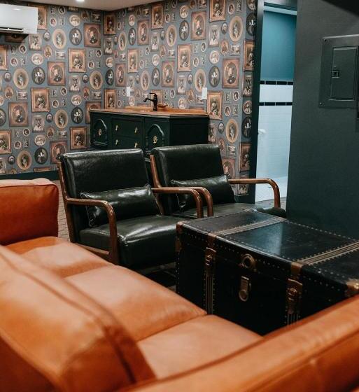 בית מלון כפרי The Grove