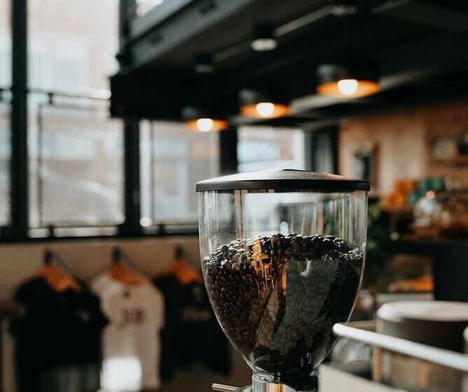 בית מלון כפרי The Grove