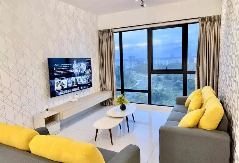 Midvalley Southkey Mosaic 6 9pax Netflix Smarttv70inch