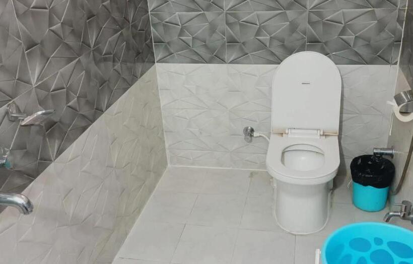 بنسيون Dbr Guest House