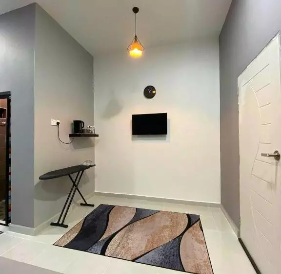 Majatalo Roomstay Kak Ton