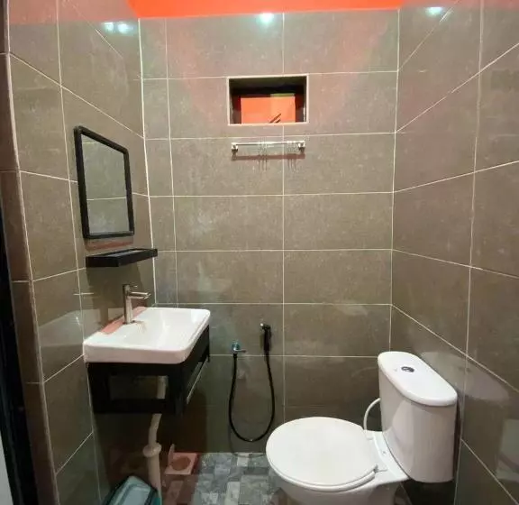 Majatalo Roomstay Kak Ton