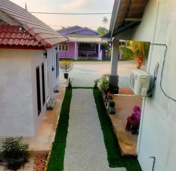 Majatalo Roomstay Kak Ton