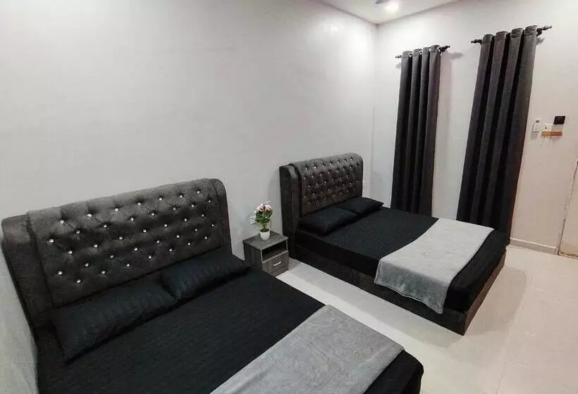 Majatalo Roomstay Kak Ton