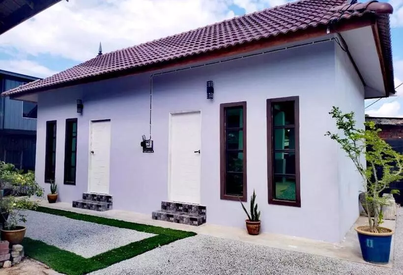 Majatalo Roomstay Kak Ton