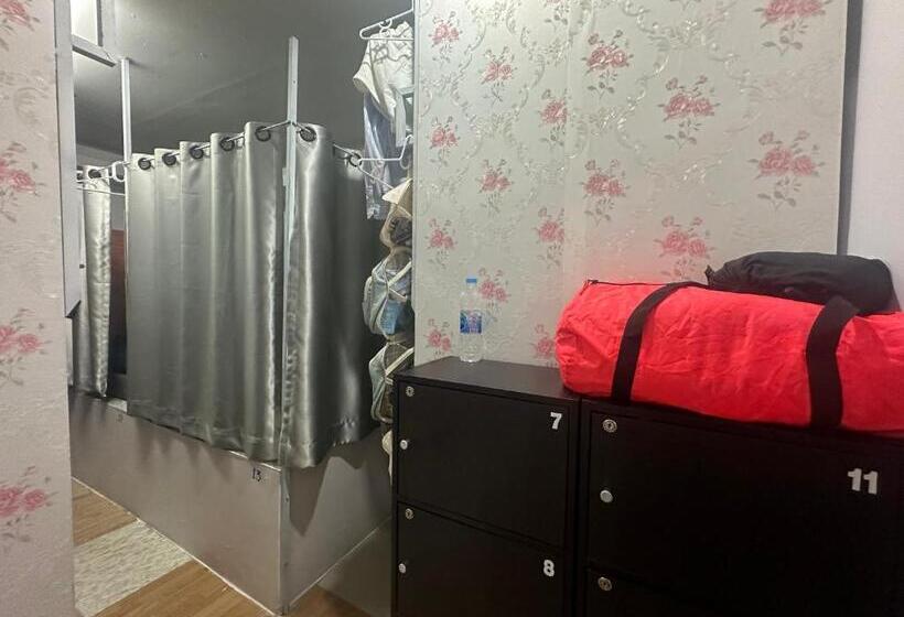 Sweed Dee Seaview Hostel