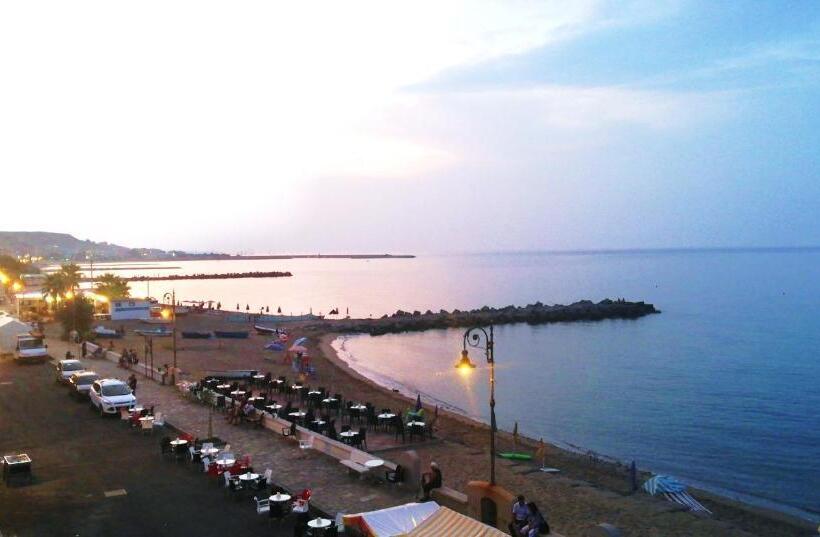 Acquamarina B&b Deluxe