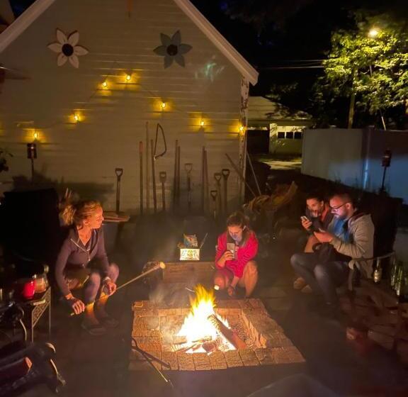 Общежитие Inn At Grasshopper Lane, Studio 1