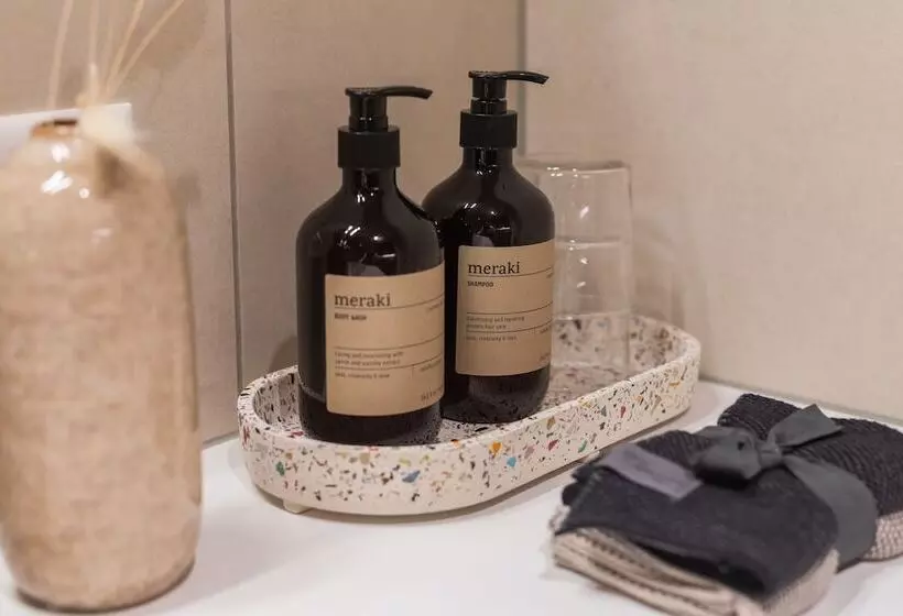 Hotelli Ariv Apartments Zug