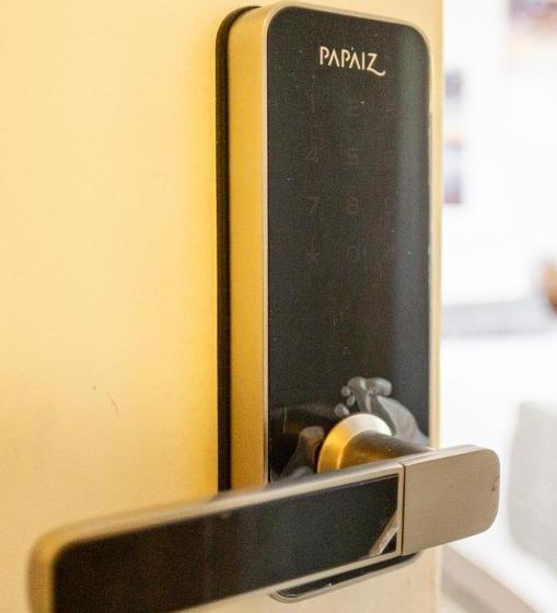 هتل کپسول Bio Hospedagens