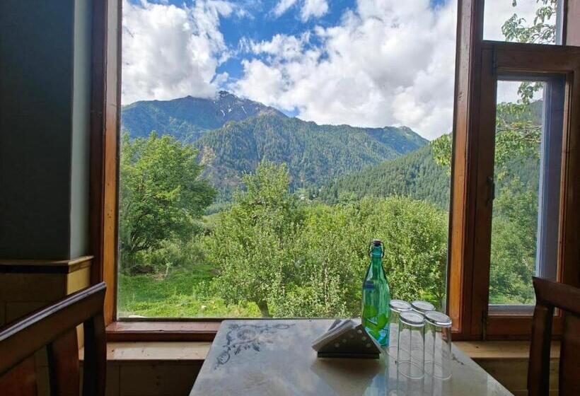 בית מלון כפרי Sangla Mansion