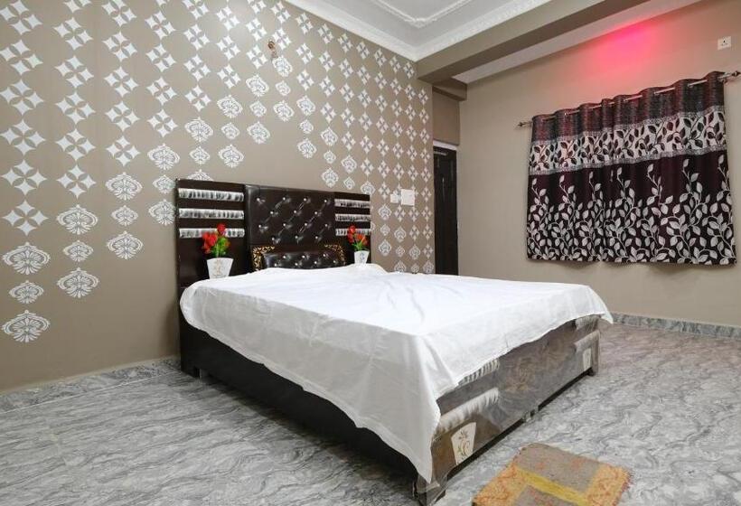 هتل Shree Krishna Niwas