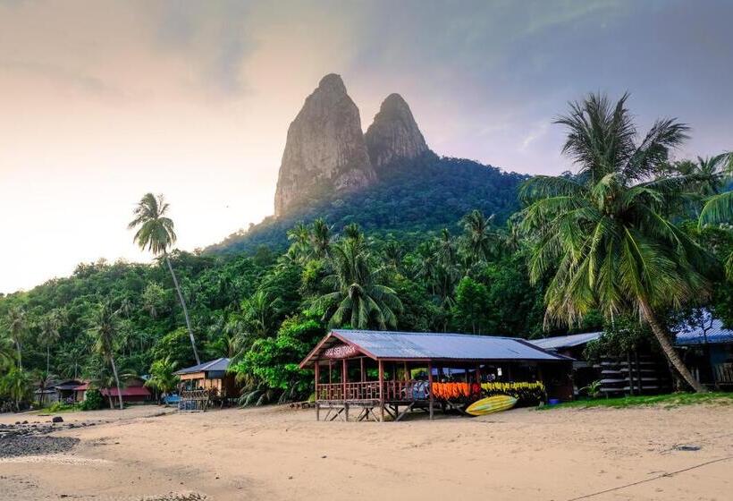 בית מלון כפרי Sri Sentosa Chalet