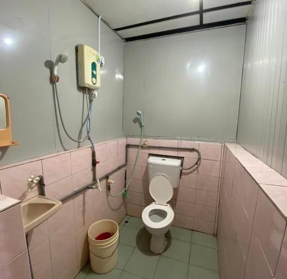 בית מלון כפרי Sri Sentosa Chalet