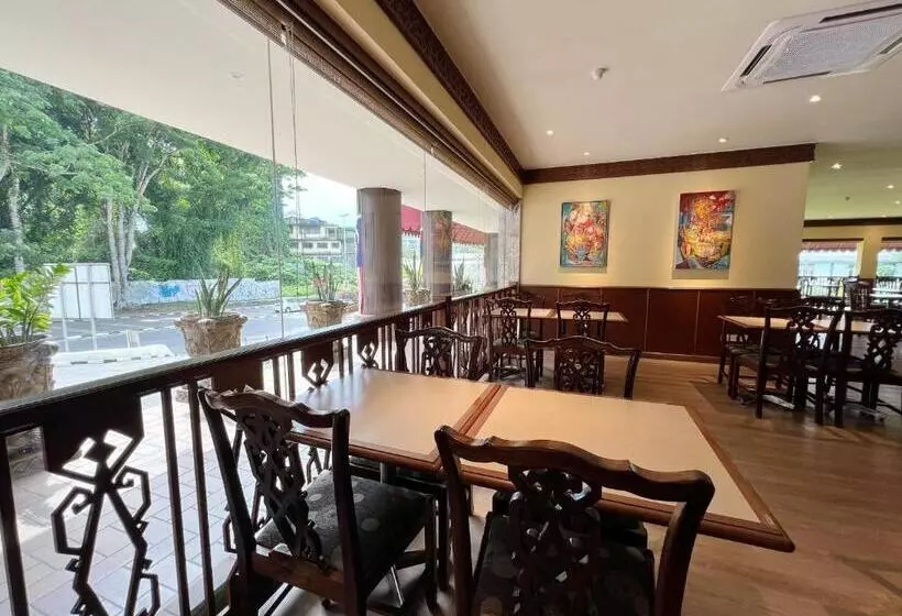 Hotel The Borneo