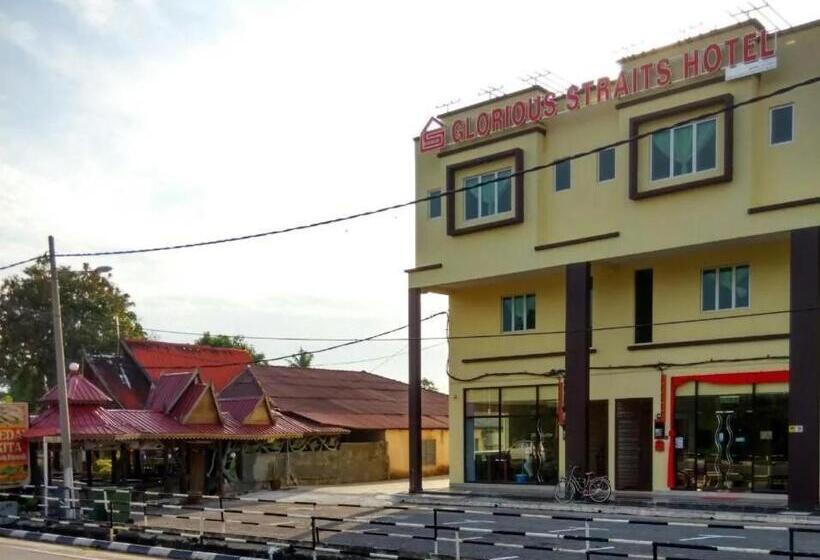 Hotel The Glorious Straits