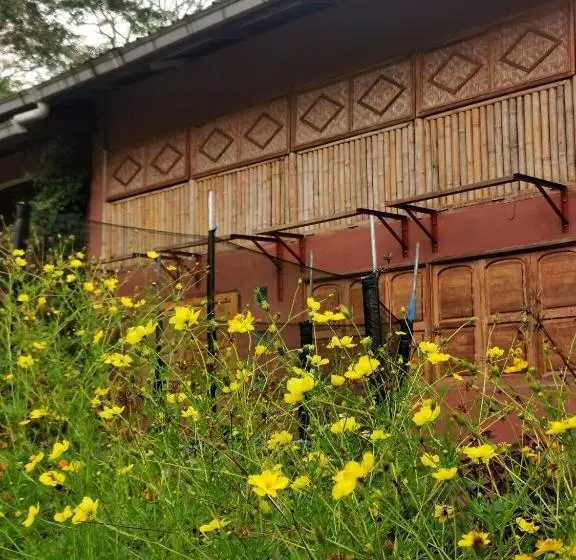 ホテル Tirtha Quddus Farmstay