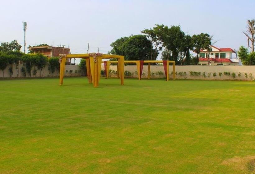 Отель Wedlock Farms   Events Venue