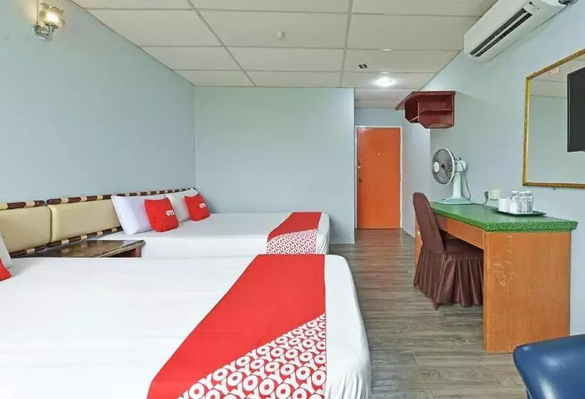 Oyo 90846 Hotel Akasia