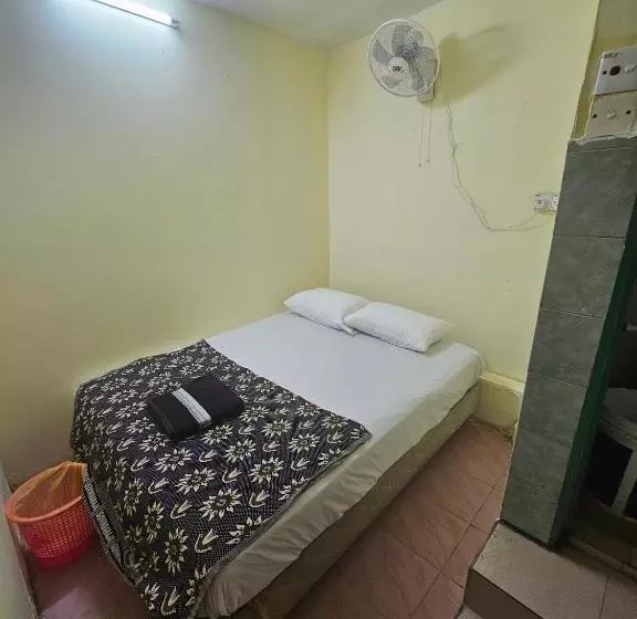 Oyo 90867 Hotel Bintang Inns