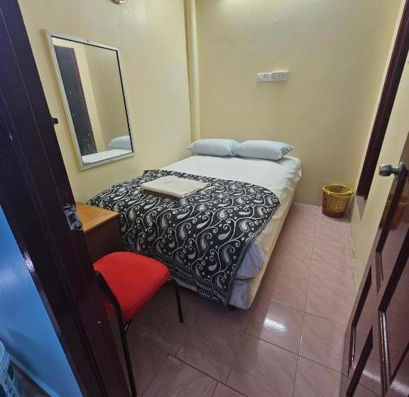 Oyo 90867 Hotel Bintang Inns