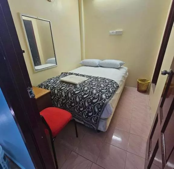 Oyo 90867 Hotel Bintang Inns