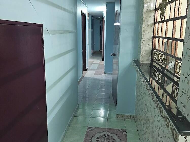 Oyo 90867 Hotel Bintang Inns