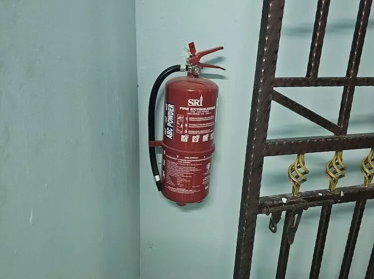 Oyo 90867 Hotel Bintang Inns