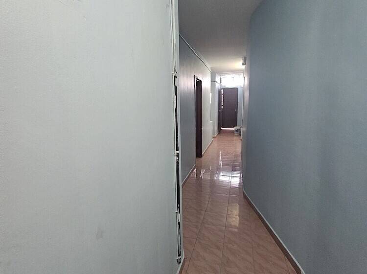 Oyo 90867 Hotel Bintang Inns