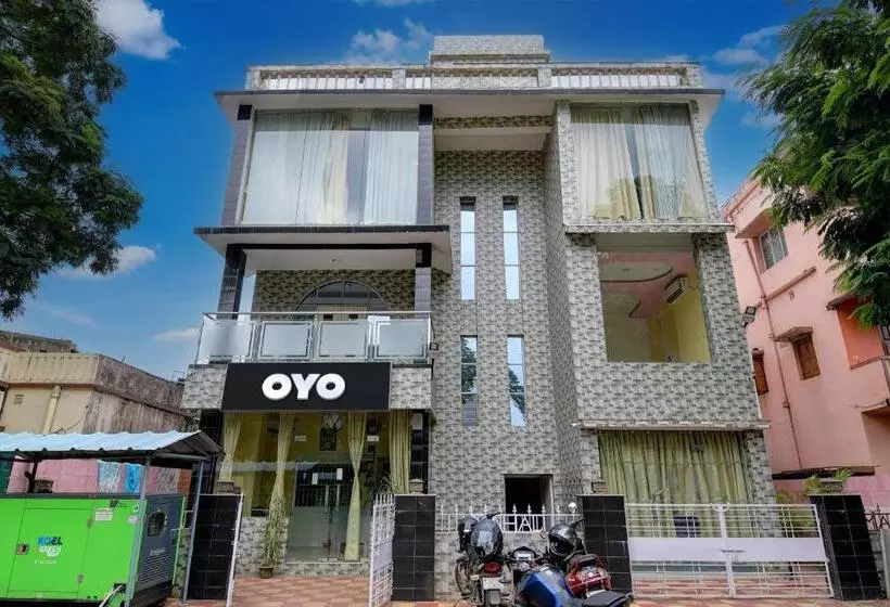 Oyo Flagship Hotel Mahal
