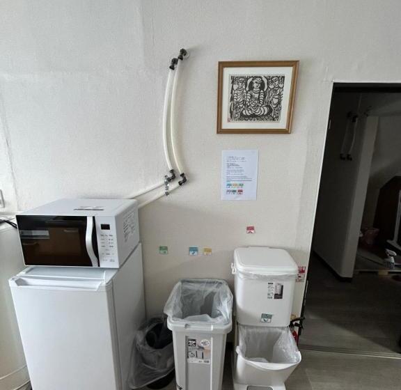 پانسیون れれれ