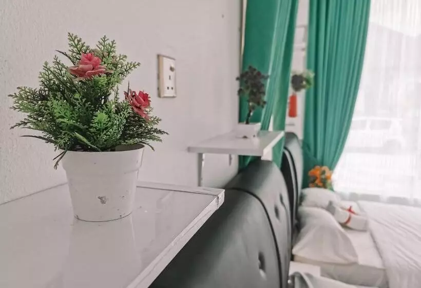 Majatalo Inap Idaman 5 With 2 Queen Bed In Kubang Kerian