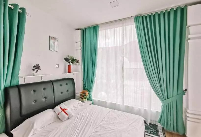Majatalo Inap Idaman 5 With 2 Queen Bed In Kubang Kerian