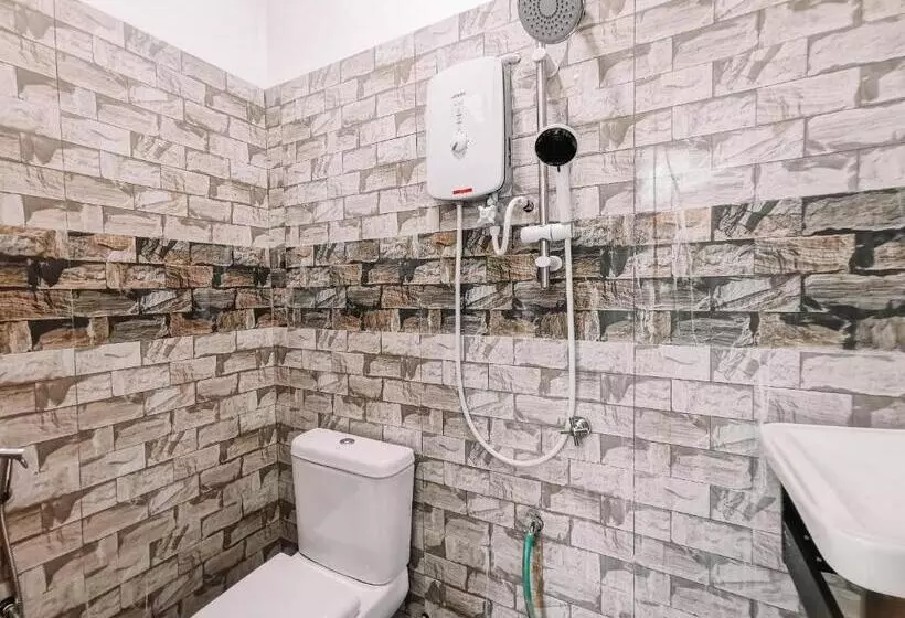 Majatalo Inap Idaman 5 With 2 Queen Bed In Kubang Kerian