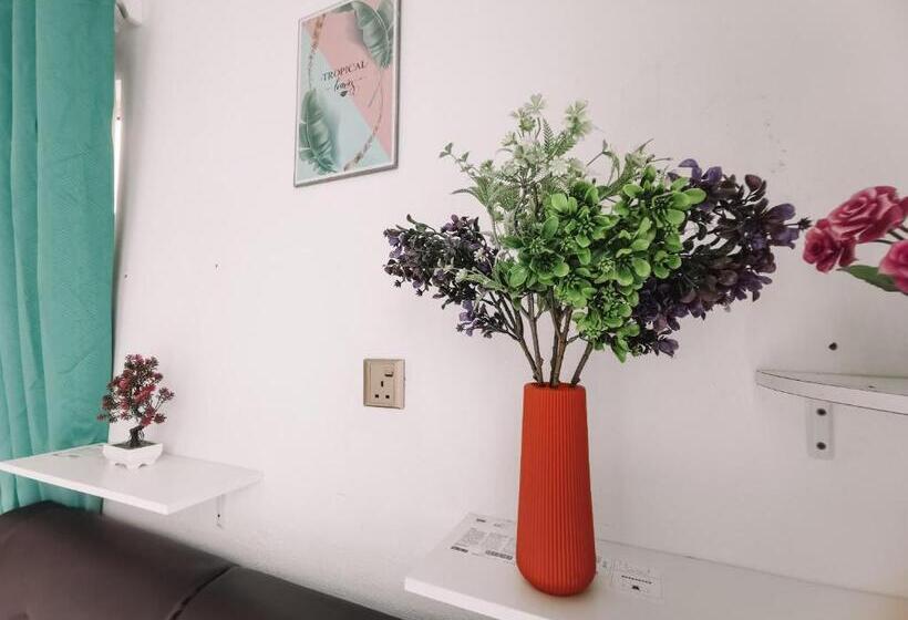 بنسيون Inap Idaman 5 With 2 Queen Bed In Kubang Kerian