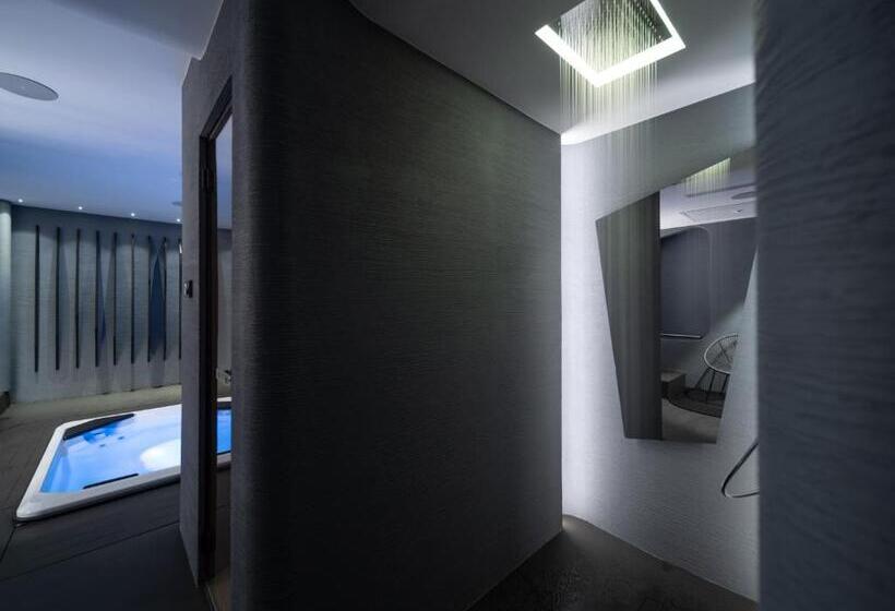 Пансион The Cave Suites Spa