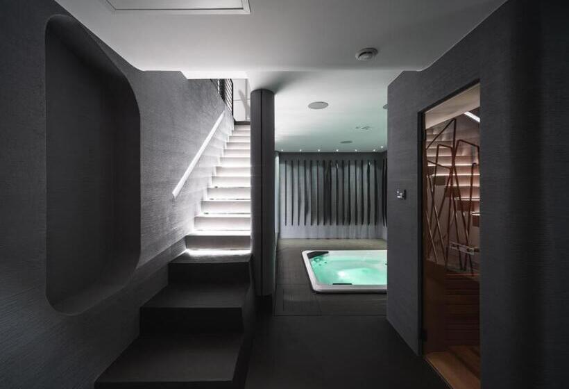 Пансион The Cave Suites Spa