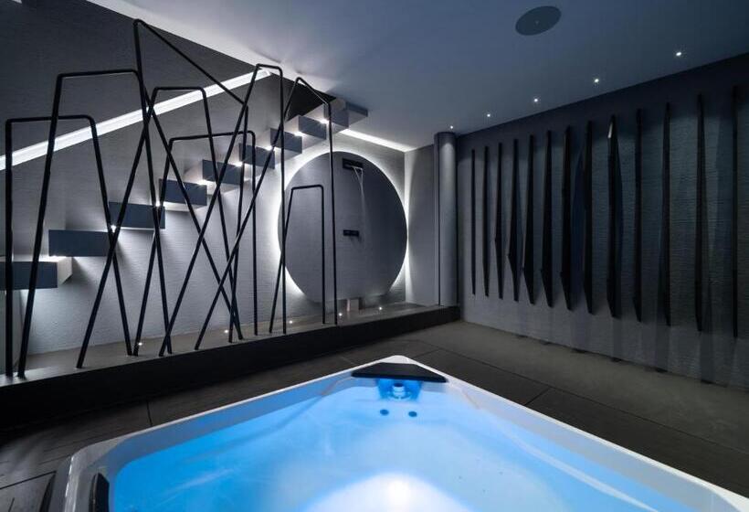 Пансион The Cave Suites Spa